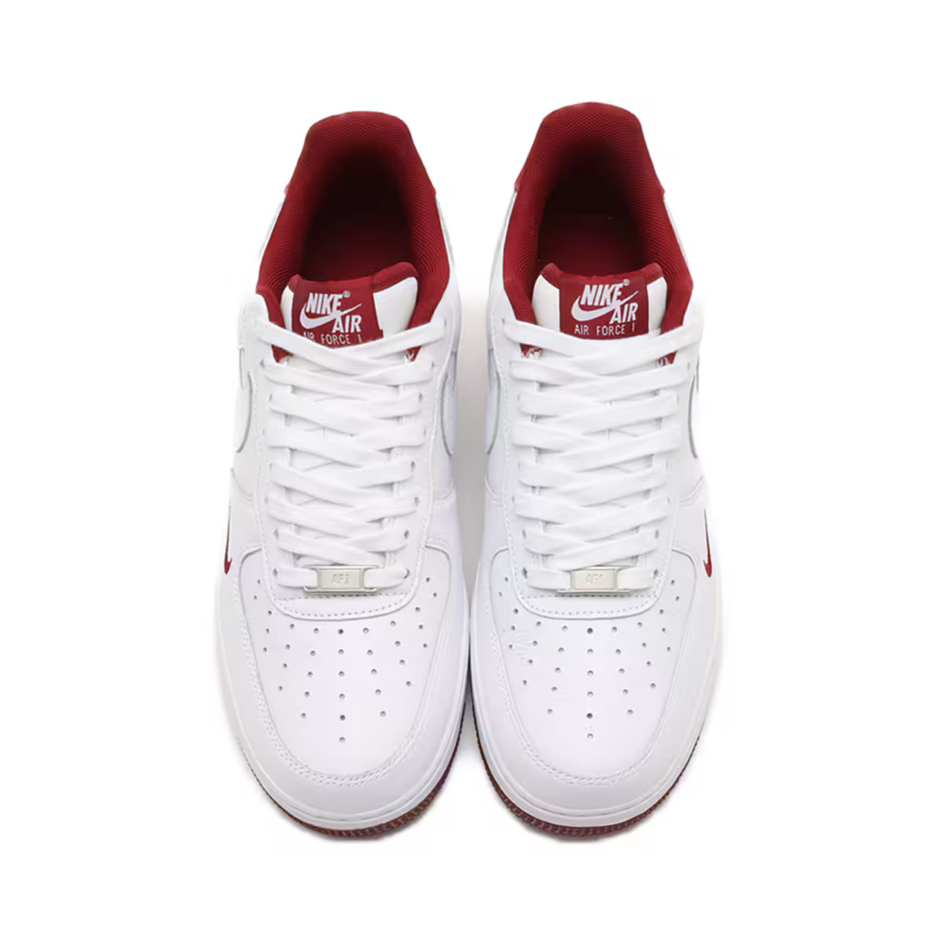 NIKE AIR FORCE 1  07 LV8