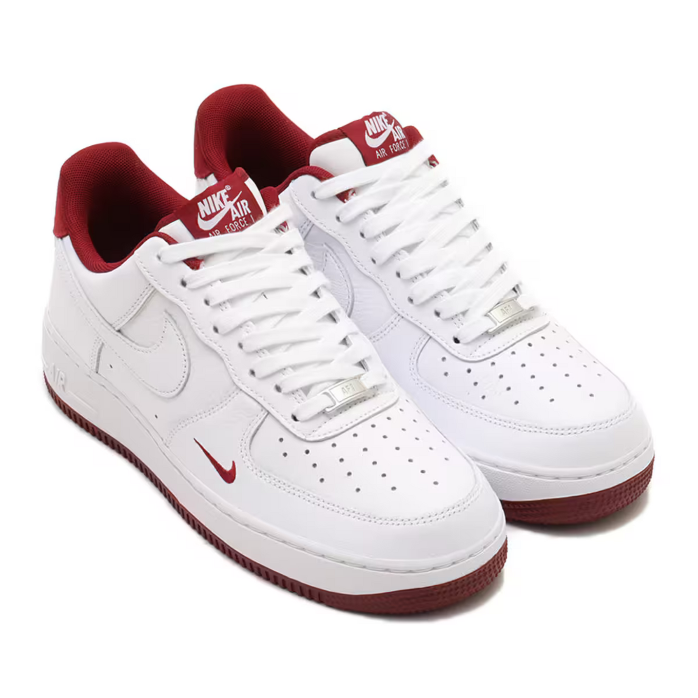 NIKE AIR FORCE 1  07 LV8