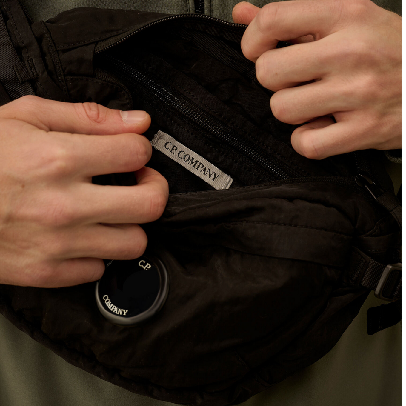 C.P. COMPANY ACCESSORIES WAIST BAG