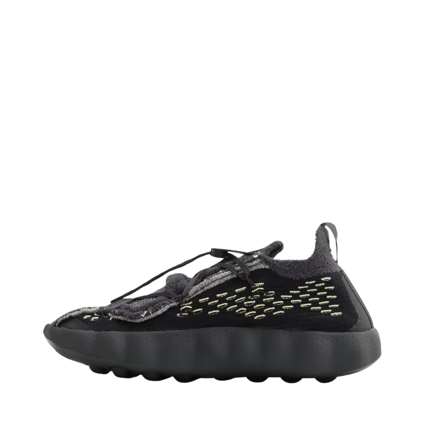 NIKE MIND 002 FK QS
