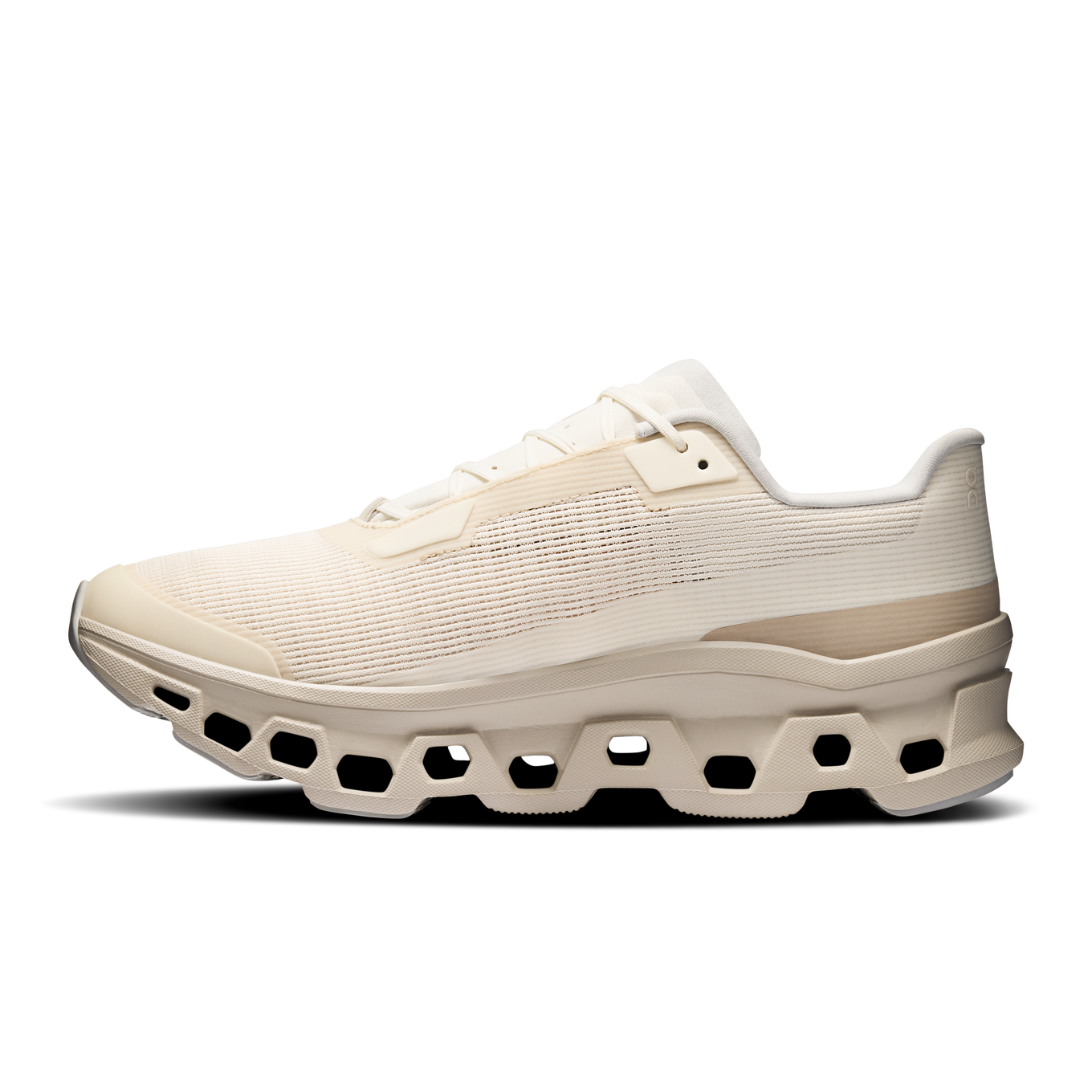 ON CLOUDMONSTER VOID M