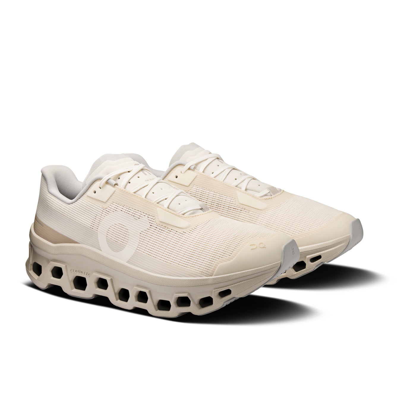 ON CLOUDMONSTER VOID M