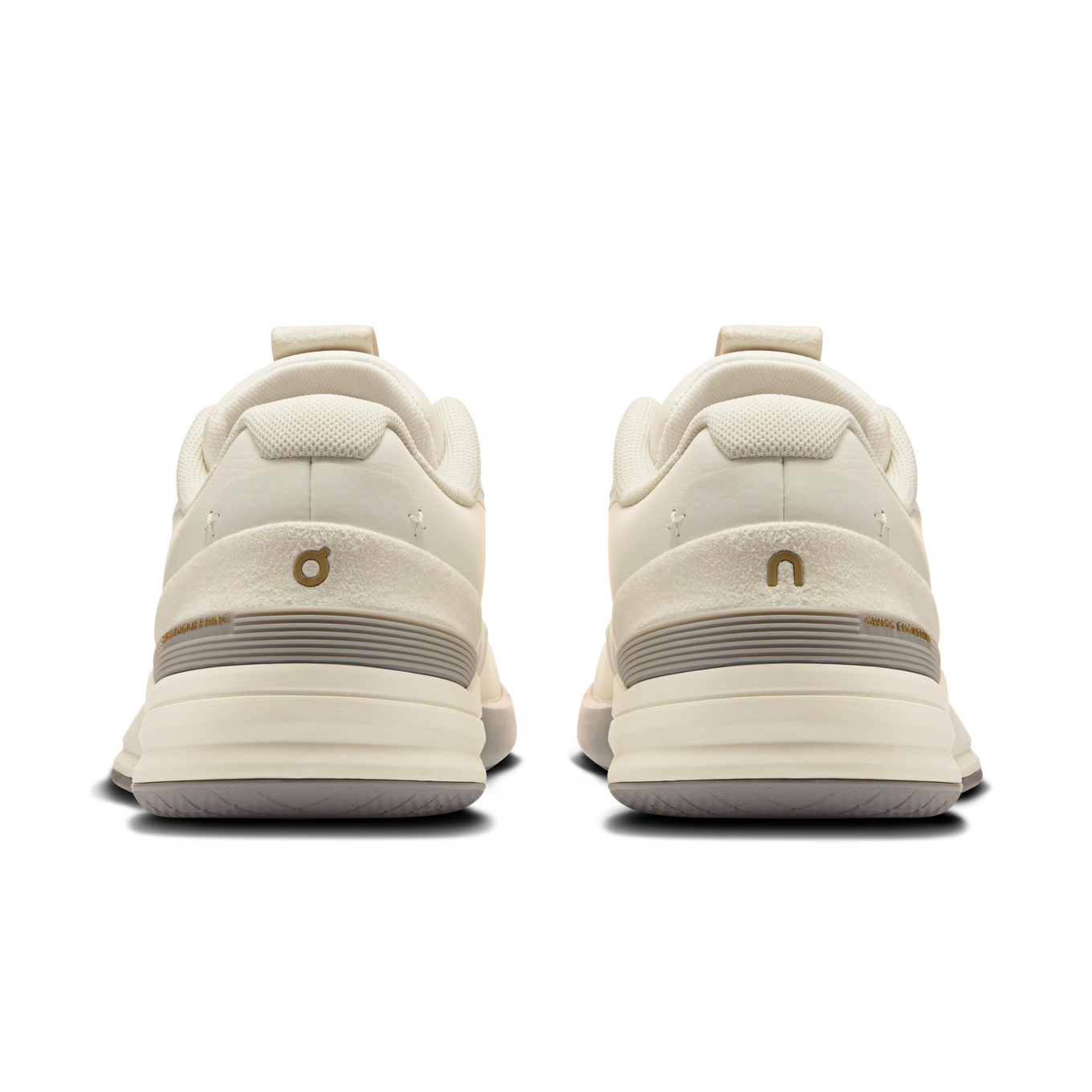 ON THE ROGER PRO ACE W