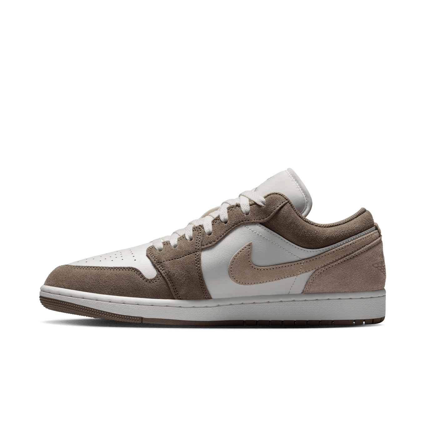 NIKE AIR JORDAN 1 LOW