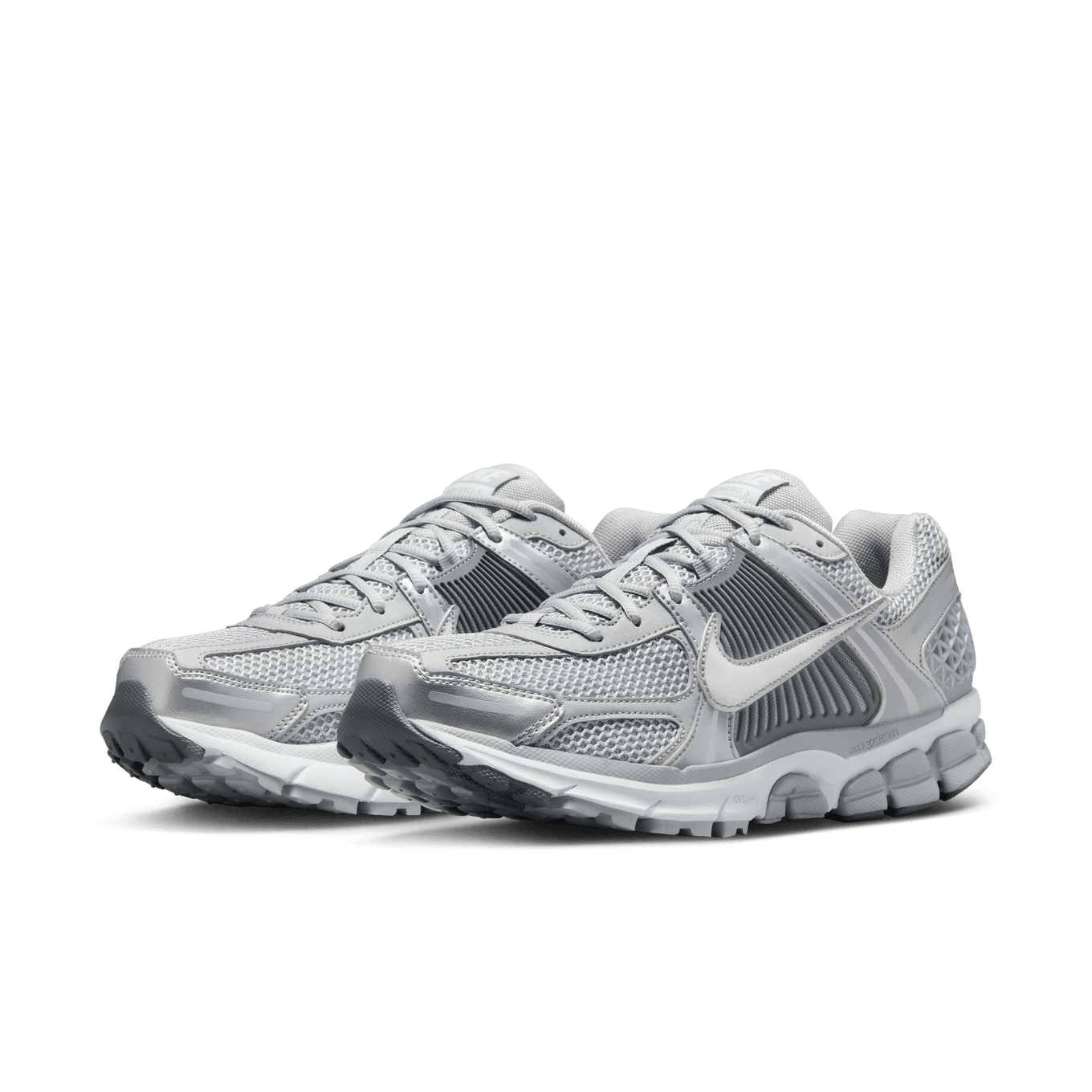 NIKE ZOOM VOMERO 5