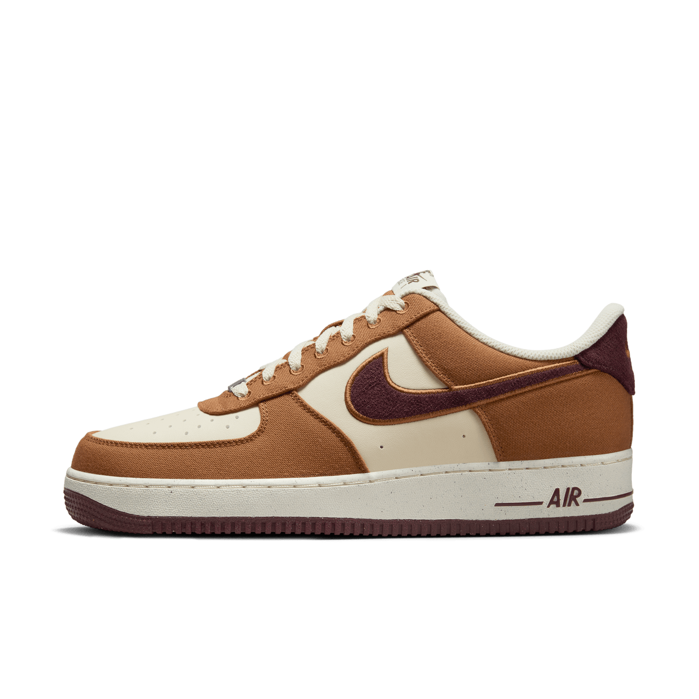 NIKE AIR FORCE 1  07 LV8 1