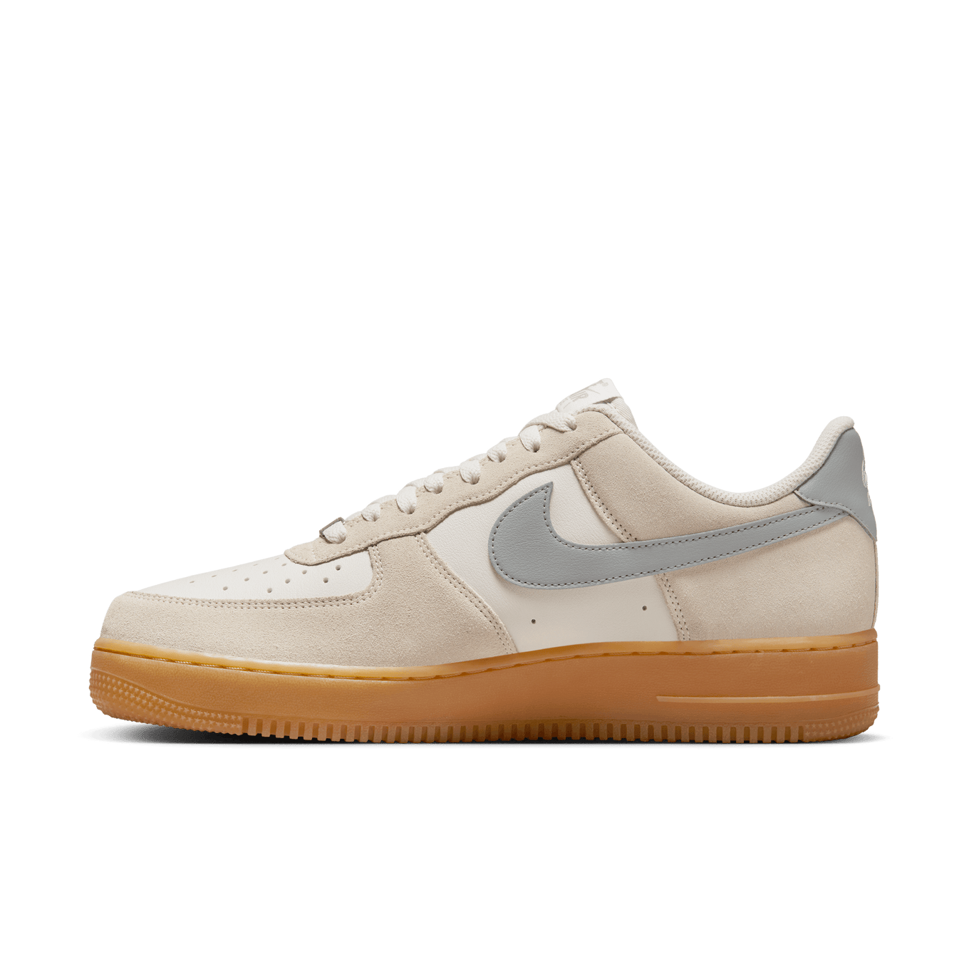 NIKE AIR FORCE 1  07 LV8