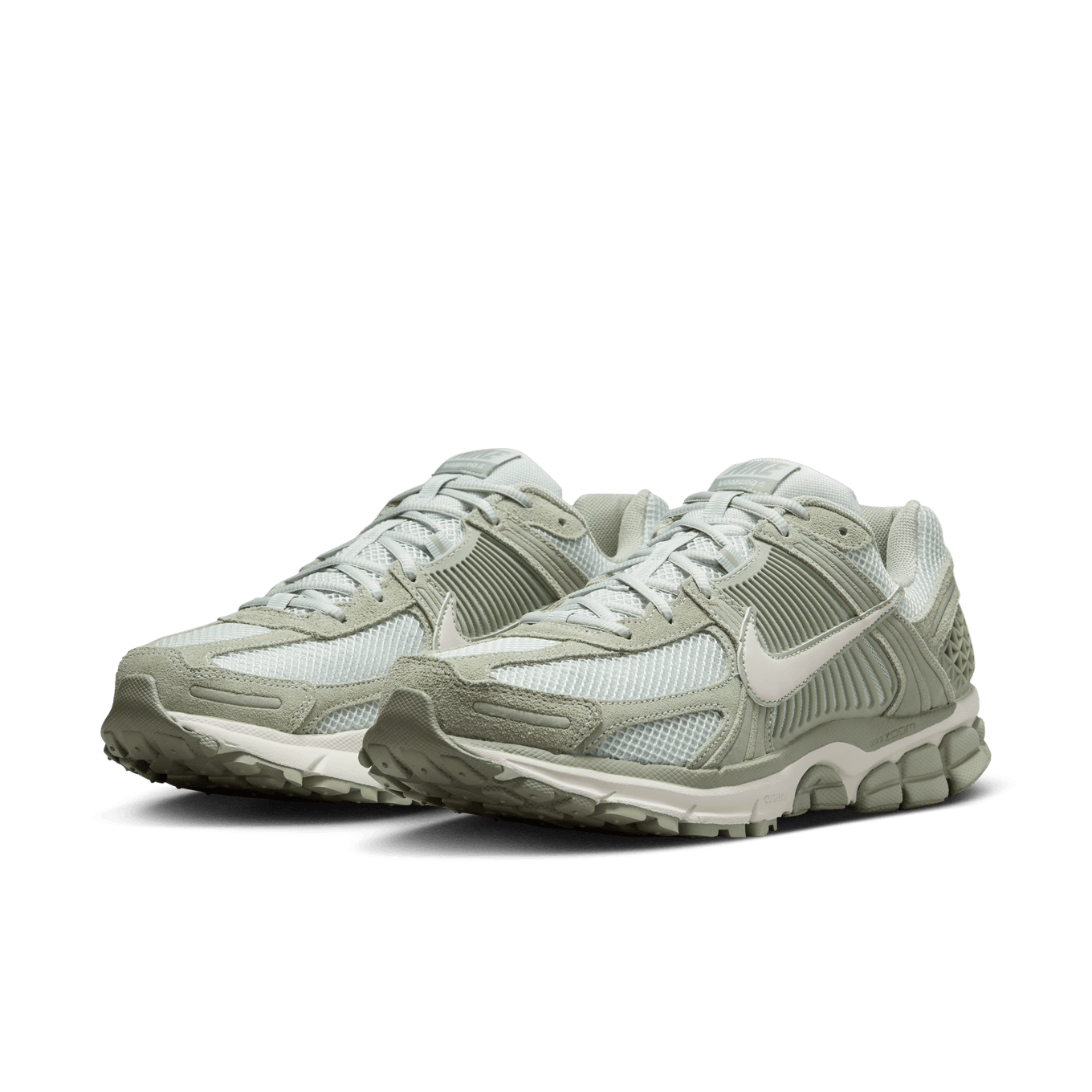 NIKE ZOOM VOMERO 5