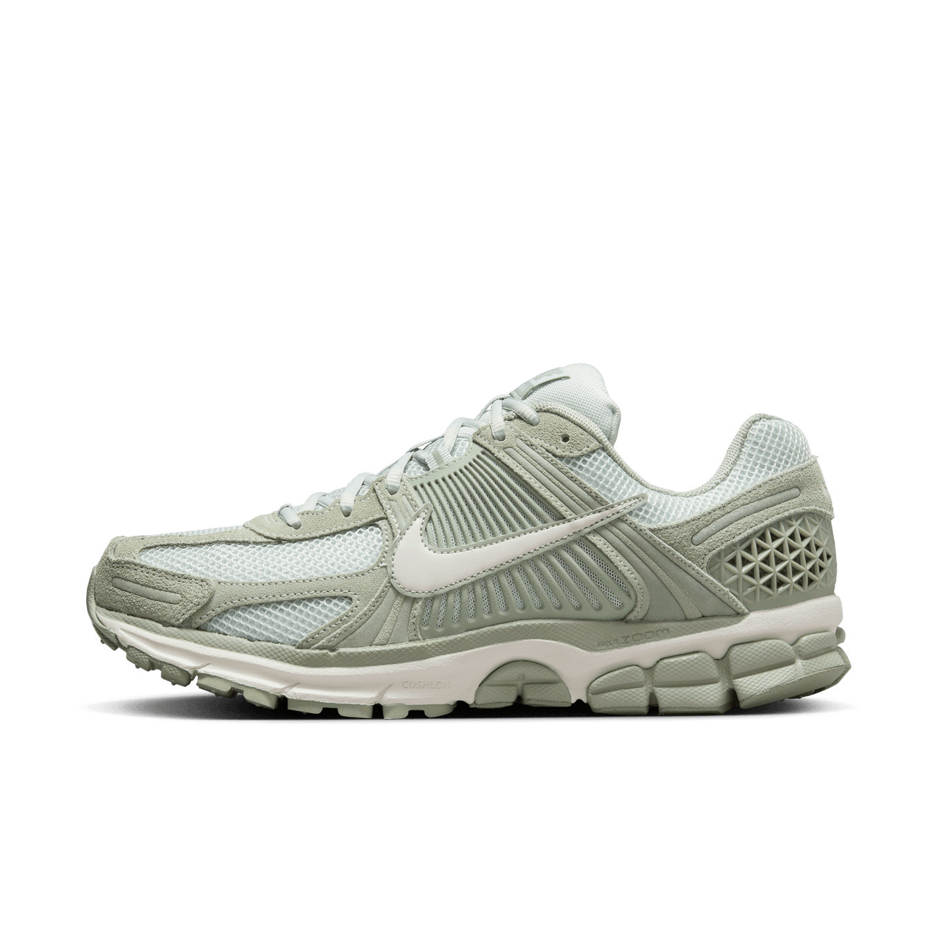 NIKE ZOOM VOMERO 5