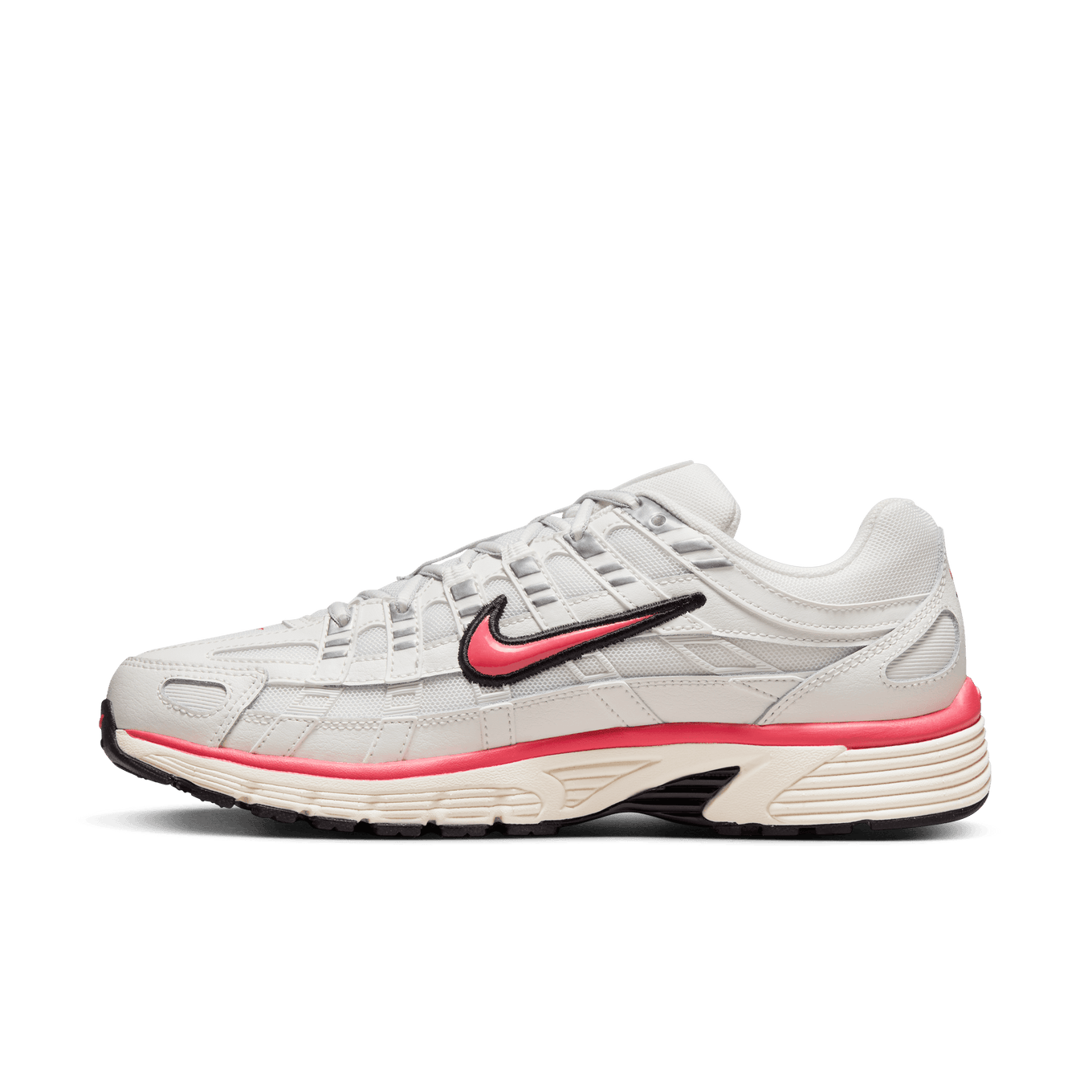 NIKE W P-6000