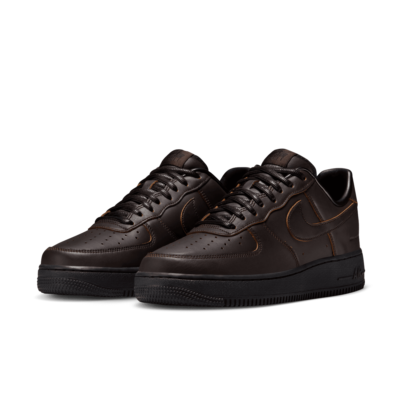 NIKE AIR FORCE 1  07 PRM