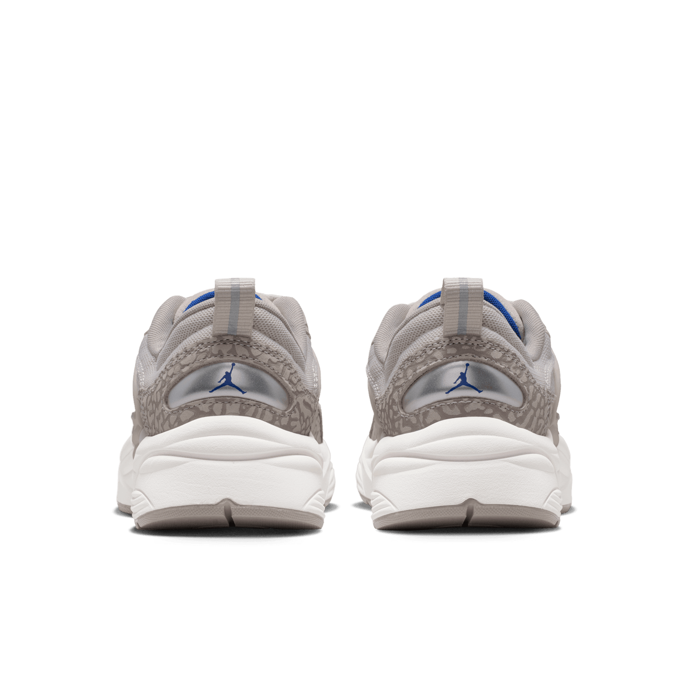 NIKE W JORDAN TRUNNER O/S