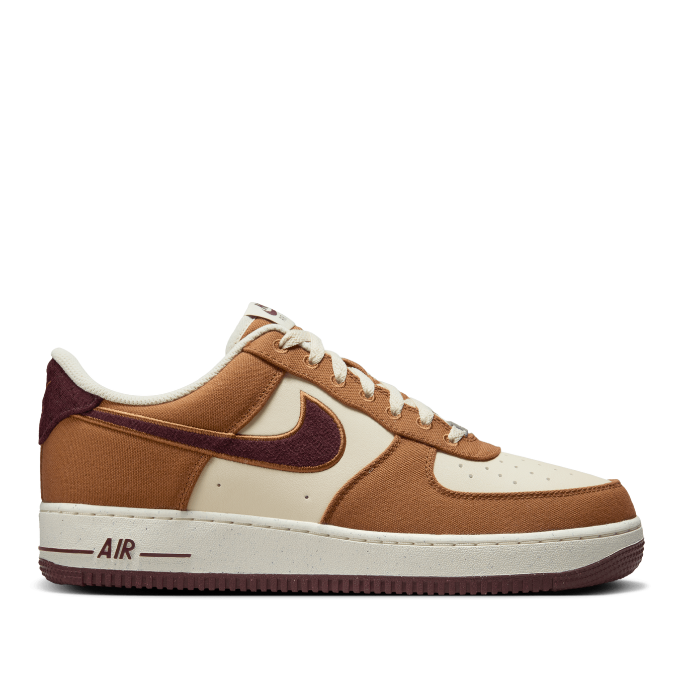 NIKE AIR FORCE 1  07 LV8 1