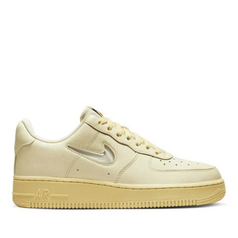 NIKE W AIR FORCE 1  07 LX