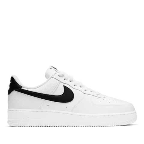 NIKE AIR FORCE 1  07