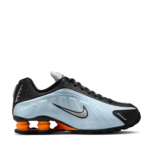 NIKE SHOX R4