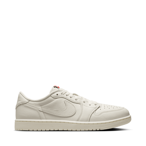 NIKE AIR JORDAN 1 RETRO LOW OG