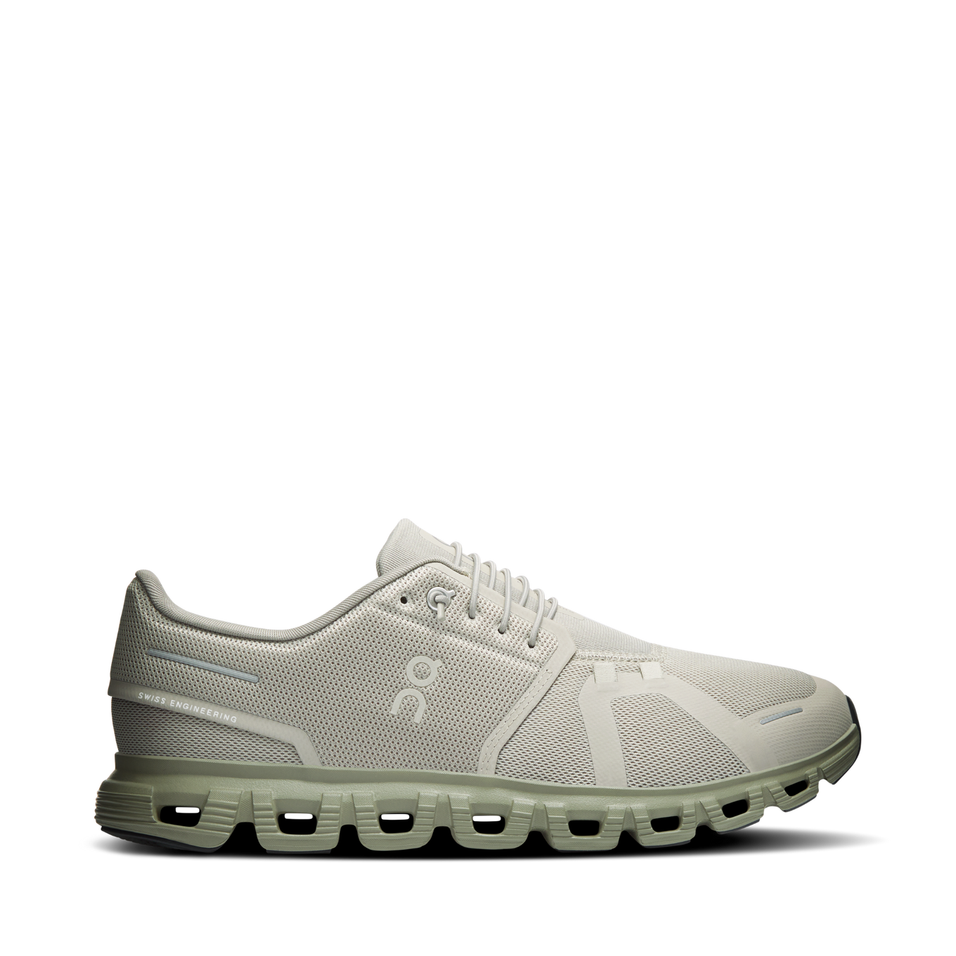 ON CLOUD 6 M