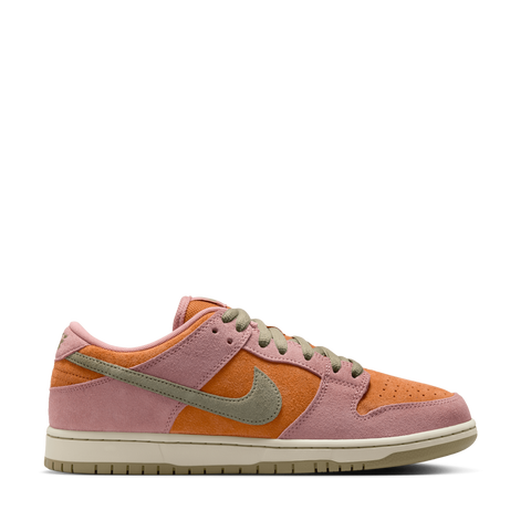 NIKE SB DUNK LOW PRO