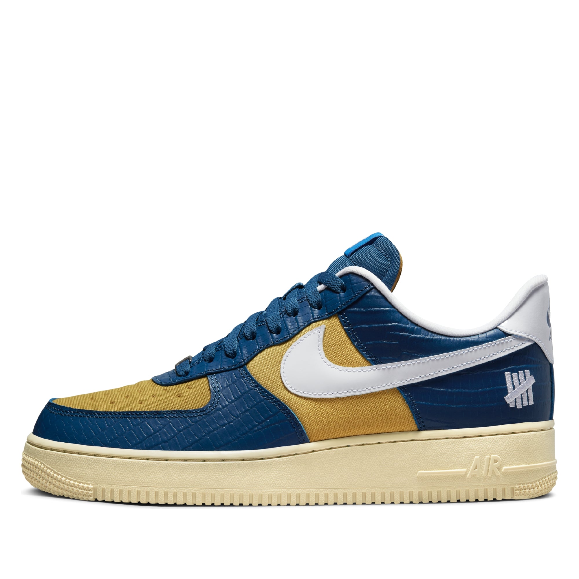 NIKE AIR FORCE 1 LOW SP