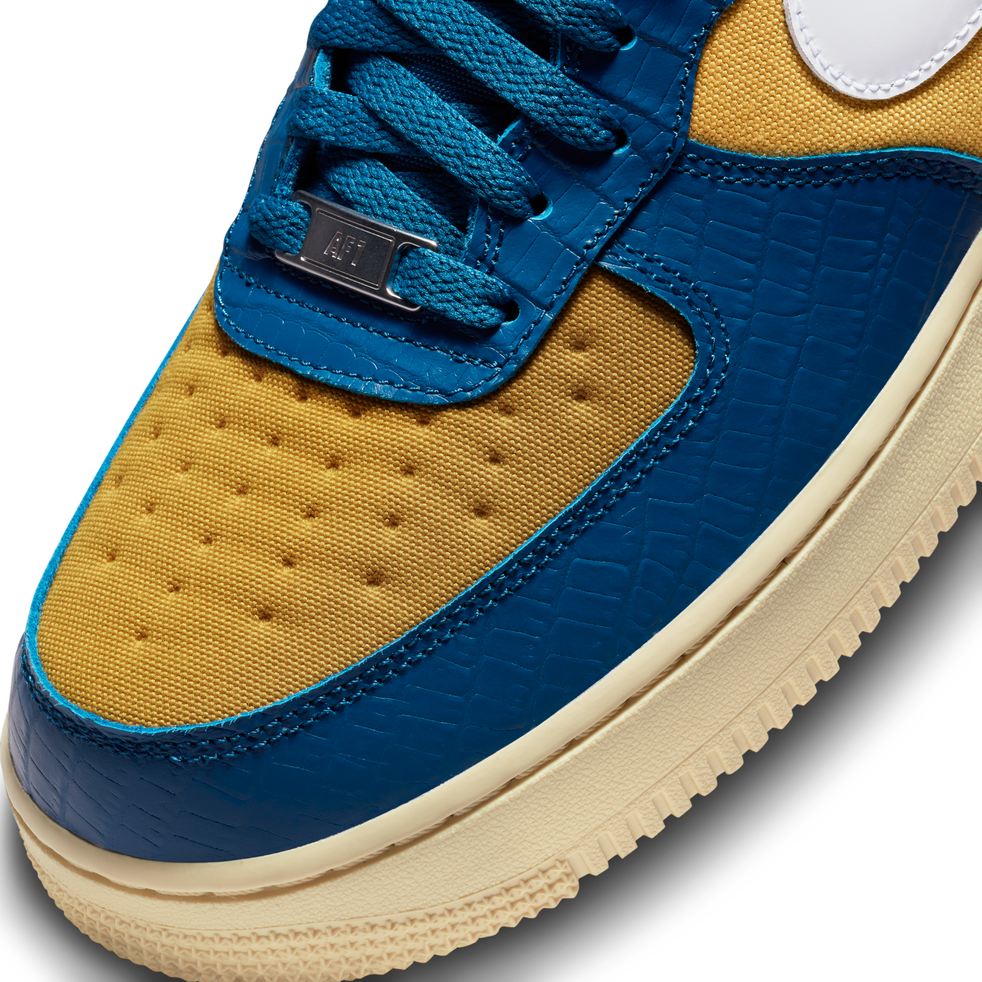 NIKE AIR FORCE 1 LOW SP