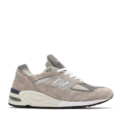 NEW BALANCE M990GY2